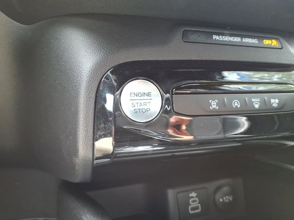 Certified 2024 Ford Escape ST-Line w/ Tech Pack #1 AWD/4WD image 24