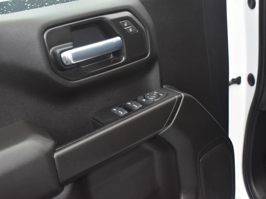 Used 2021 Chevrolet Silverado 1500 Custom image 9