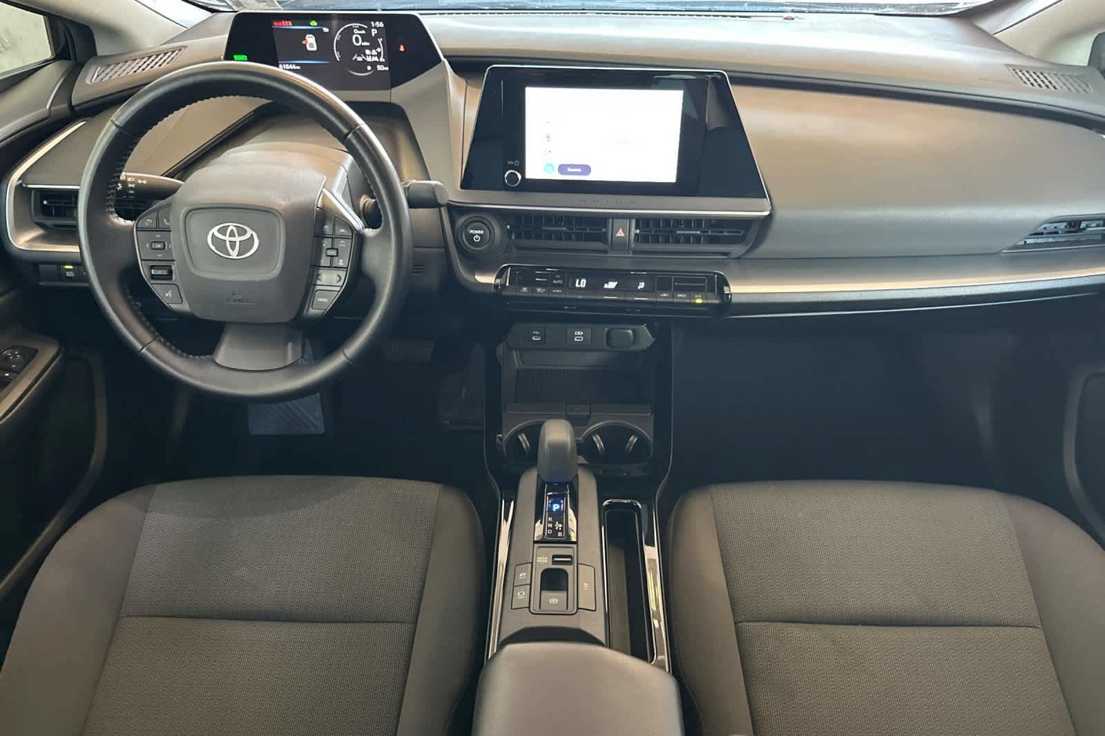 Used 2023 Toyota Prius LE FWD image 3