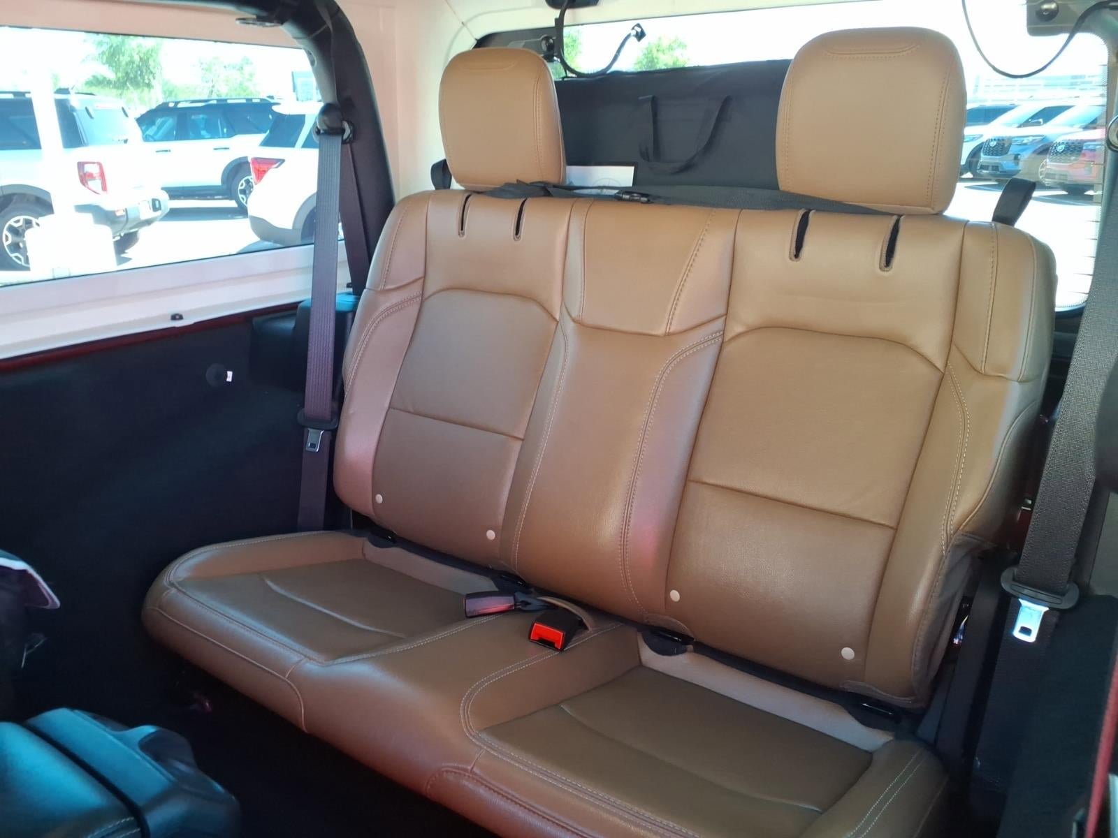 Used 2021 Jeep Wrangler Rubicon AWD/4WD image 16