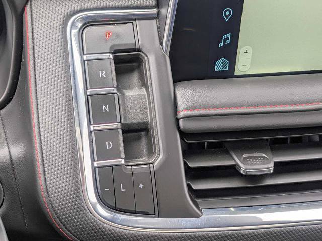 Used 2024 Chevrolet Suburban RST w/ Luxury Package AWD/4WD image 28