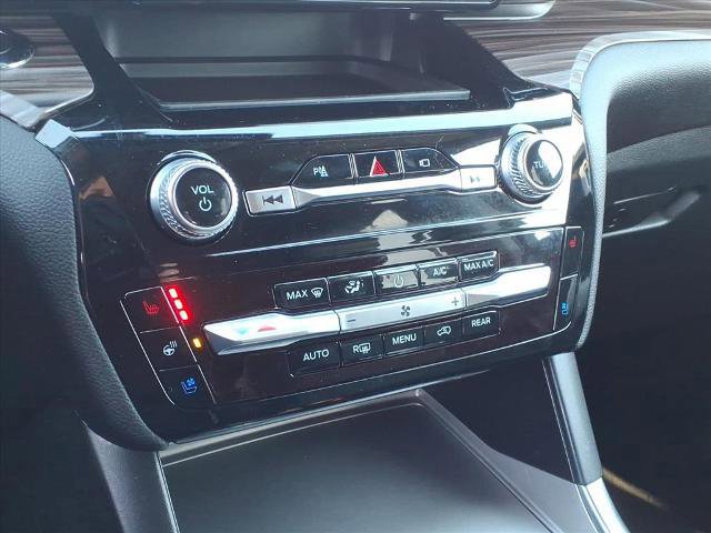 Certified 2023 Ford Explorer Limited image 16