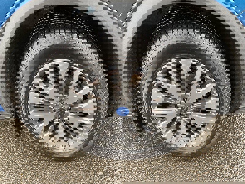 Certified 2020 Ford Escape Titanium w/ Titanium Premium Package 2.0 image 15