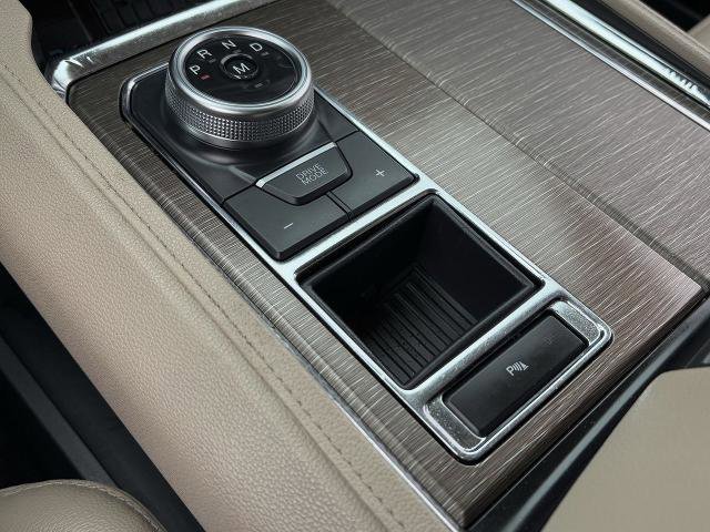 Certified 2022 Ford Expedition Limited image 18