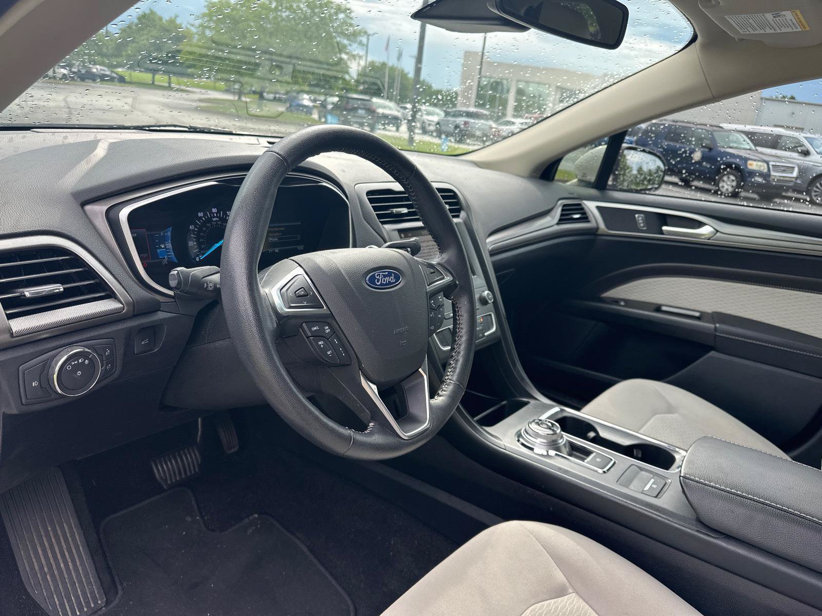 Certified 2019 Ford Fusion SE w/ Equipment Group 151A FWD image 16