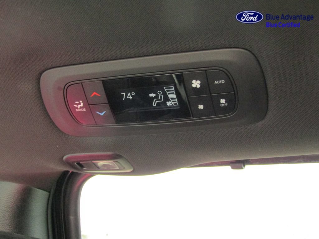 Used 2025 Chrysler Pacifica Limited FWD image 44