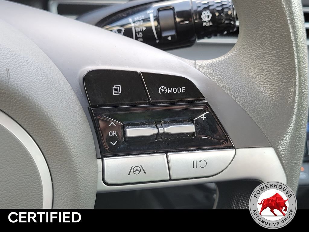 Used 2023 Hyundai Elantra SEL image 26