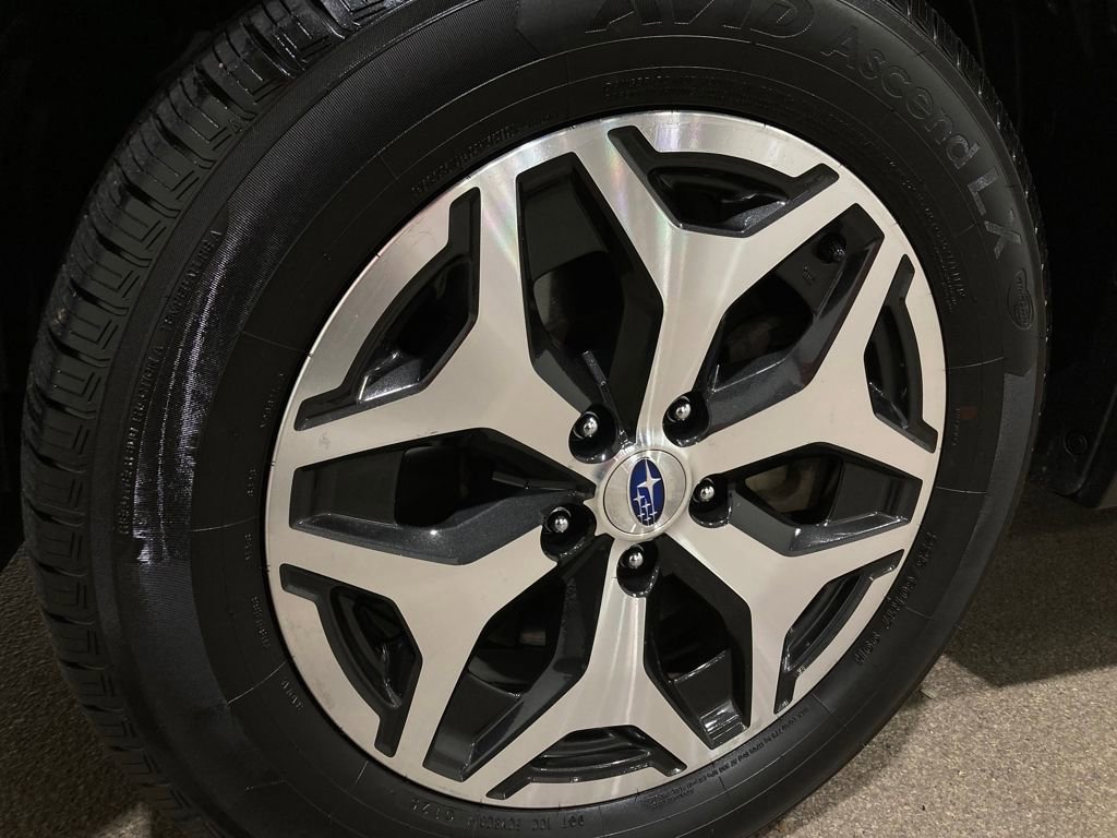 Used 2023 Subaru Forester Premium image 15