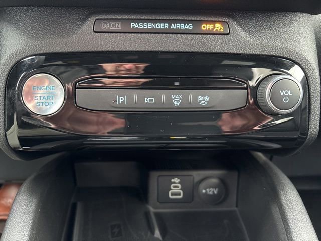 Certified 2024 Ford Escape ST-Line Elite AWD/4WD image 18