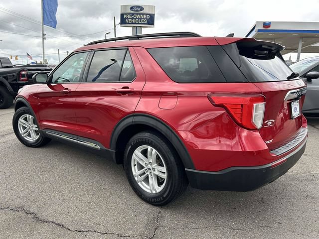 Certified 2021 Ford Explorer XLT RWD image 4