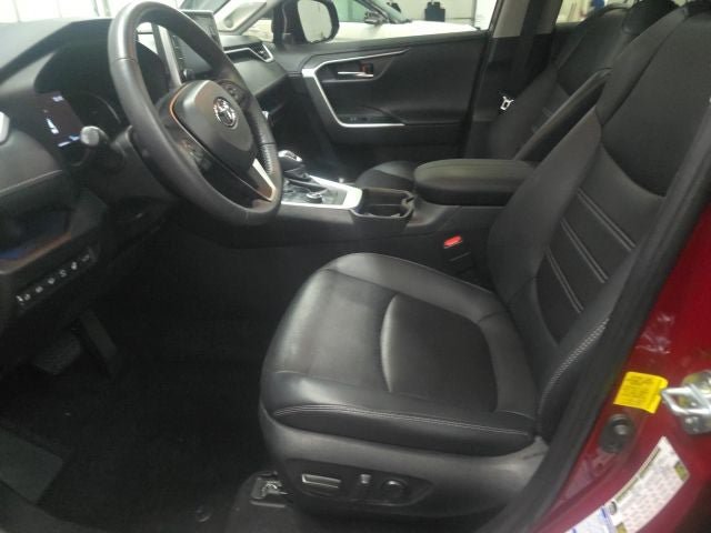 Used 2021 Toyota RAV4 Limited AWD/4WD image 15