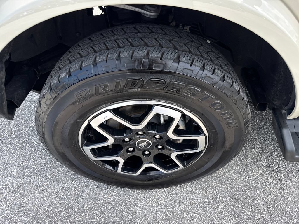 Certified 2025 Ford Bronco Outer Banks AWD/4WD image 12