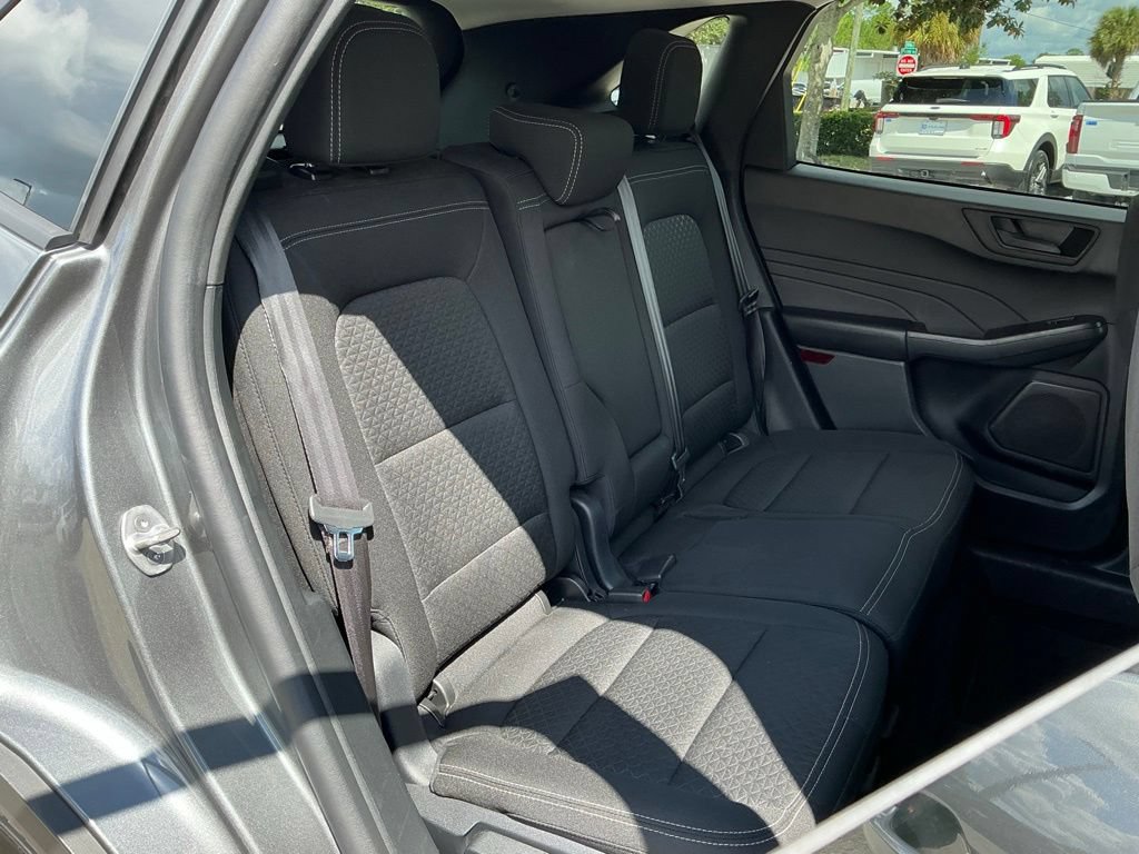 Certified 2025 Ford Escape Active FWD image 19