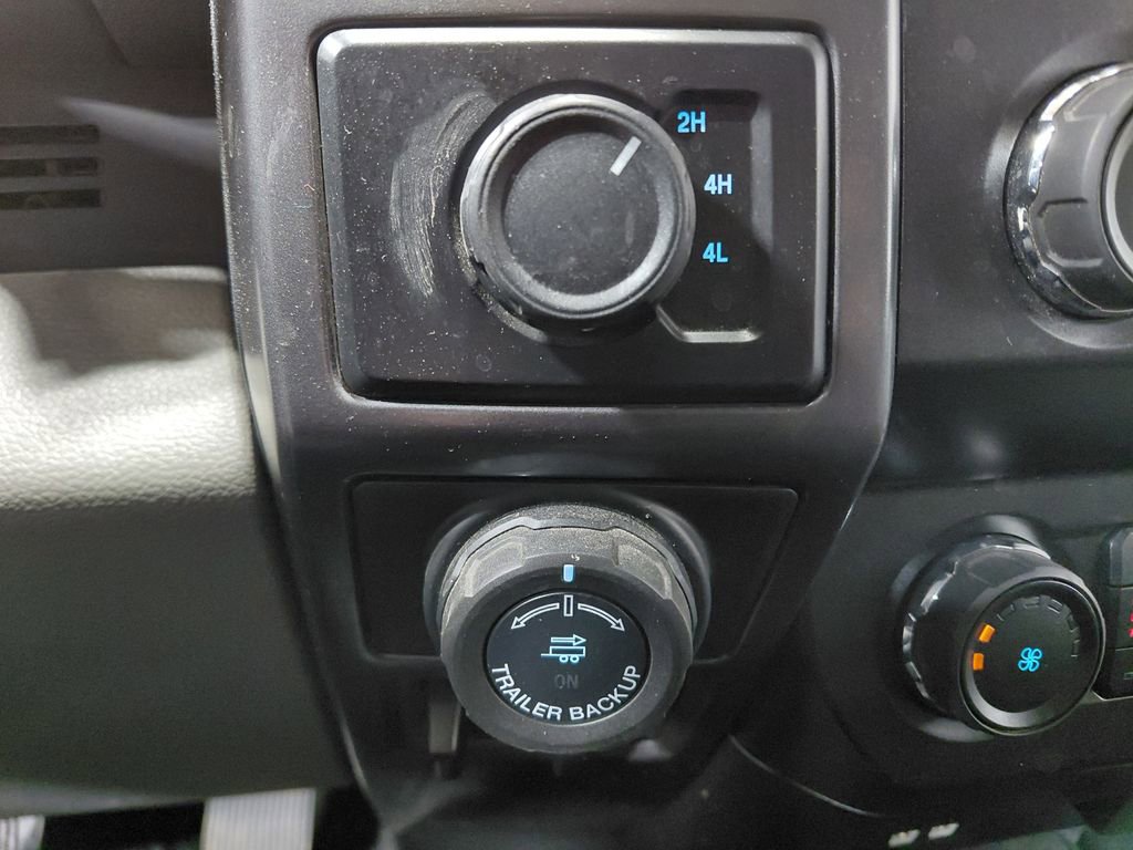 Certified 2019 Ford F150 XLT w/ Equipment Group 302A Luxury AWD/4WD image 35