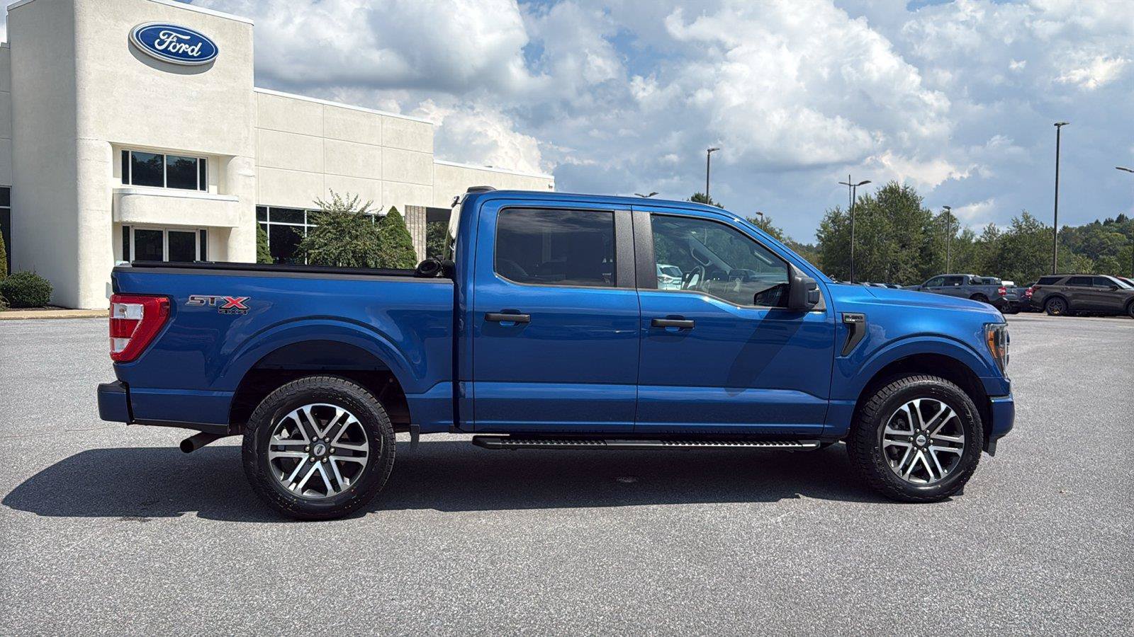 Certified 2023 Ford F150 XL AWD/4WD image 8