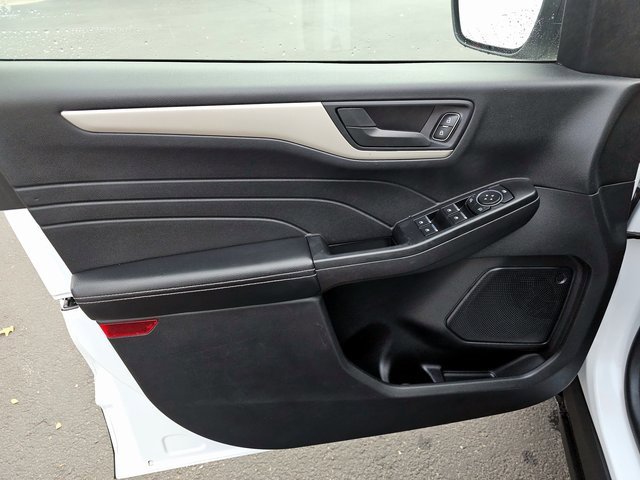 Certified 2022 Ford Escape SE image 23