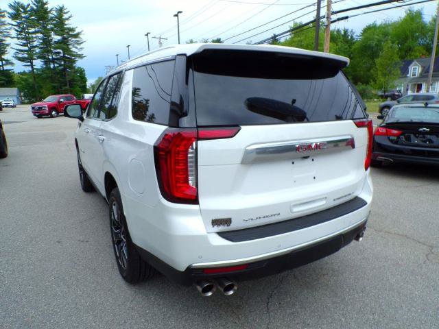 Used 2023 GMC Yukon Denali w/ LPO, Floor Liner Package AWD/4WD image 5