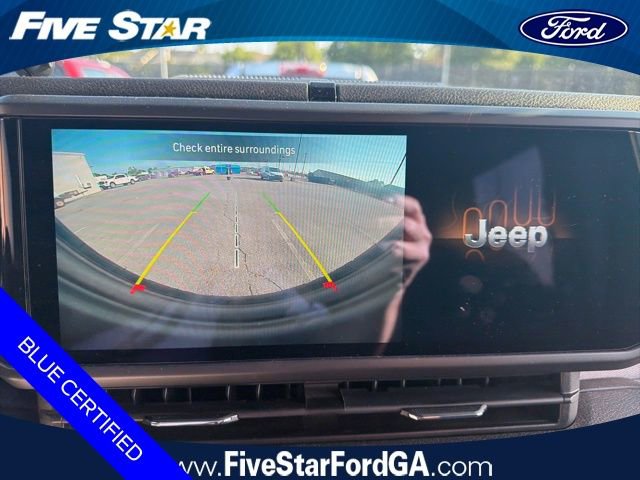 Used 2025 Jeep Wrangler Sport AWD/4WD image 17