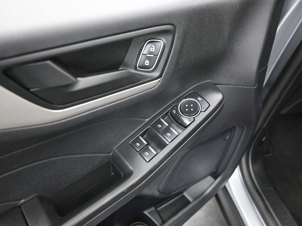 Certified 2022 Ford Escape SE w/ SE Sport Appearance Package image 42