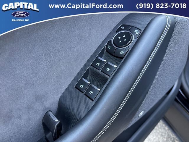 Certified 2025 Ford Mustang Mach-E GT image 20