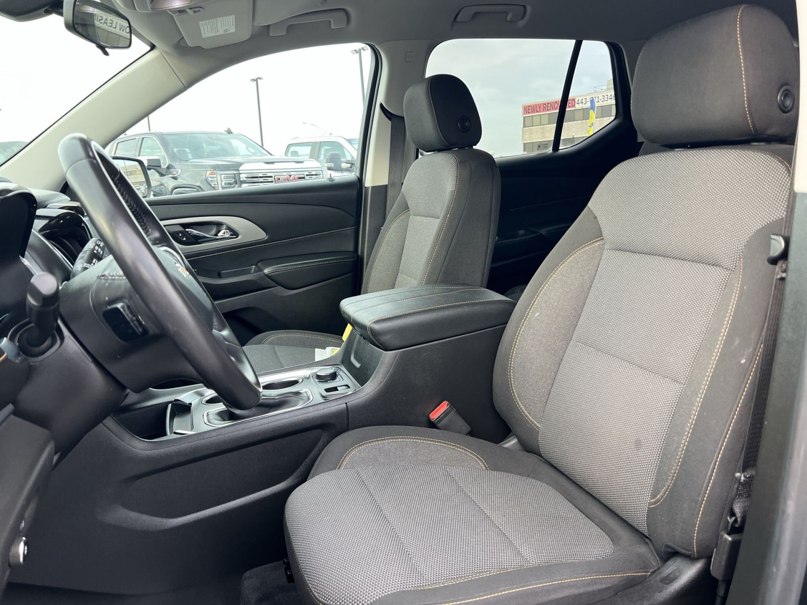 Used 2021 Chevrolet Traverse LT AWD/4WD image 13