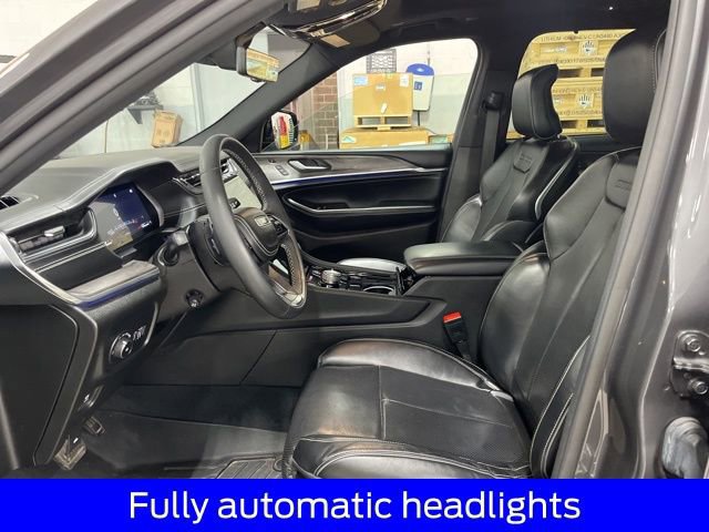 Used 2023 Jeep Grand Cherokee L Overland w/ Luxury Tech Group IV AWD/4WD image 20