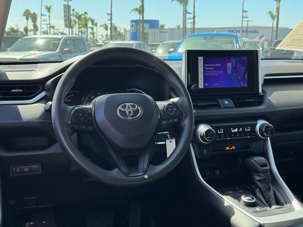Used 2023 Toyota RAV4 LE AWD/4WD image 27