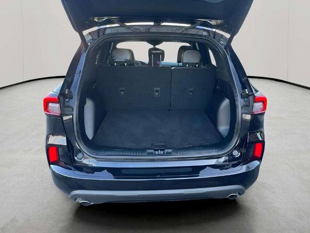 Certified 2024 Ford Escape ST-Line FWD image 13