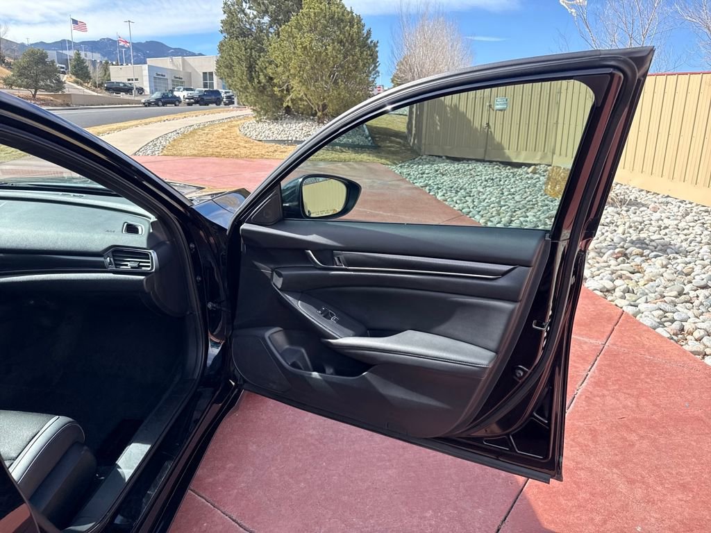 Used 2022 Honda Accord Sport image 27