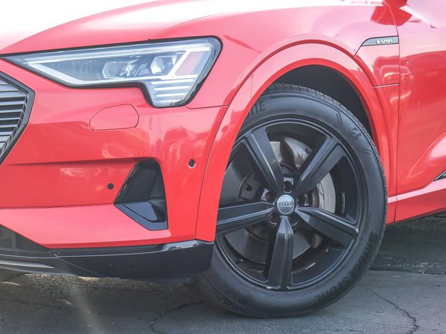 Used 2019 Audi e-tron Premium Plus AWD/4WD image 3