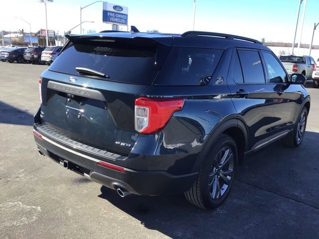 Certified 2023 Ford Explorer XLT w/ Equipment Group 202A AWD/4WD image 5