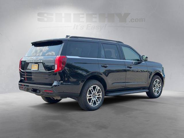 Certified 2025 Ford Expedition Active AWD/4WD image 14