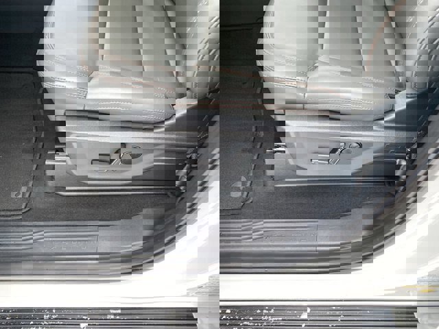 Certified 2025 Ford Expedition Max Active image 12