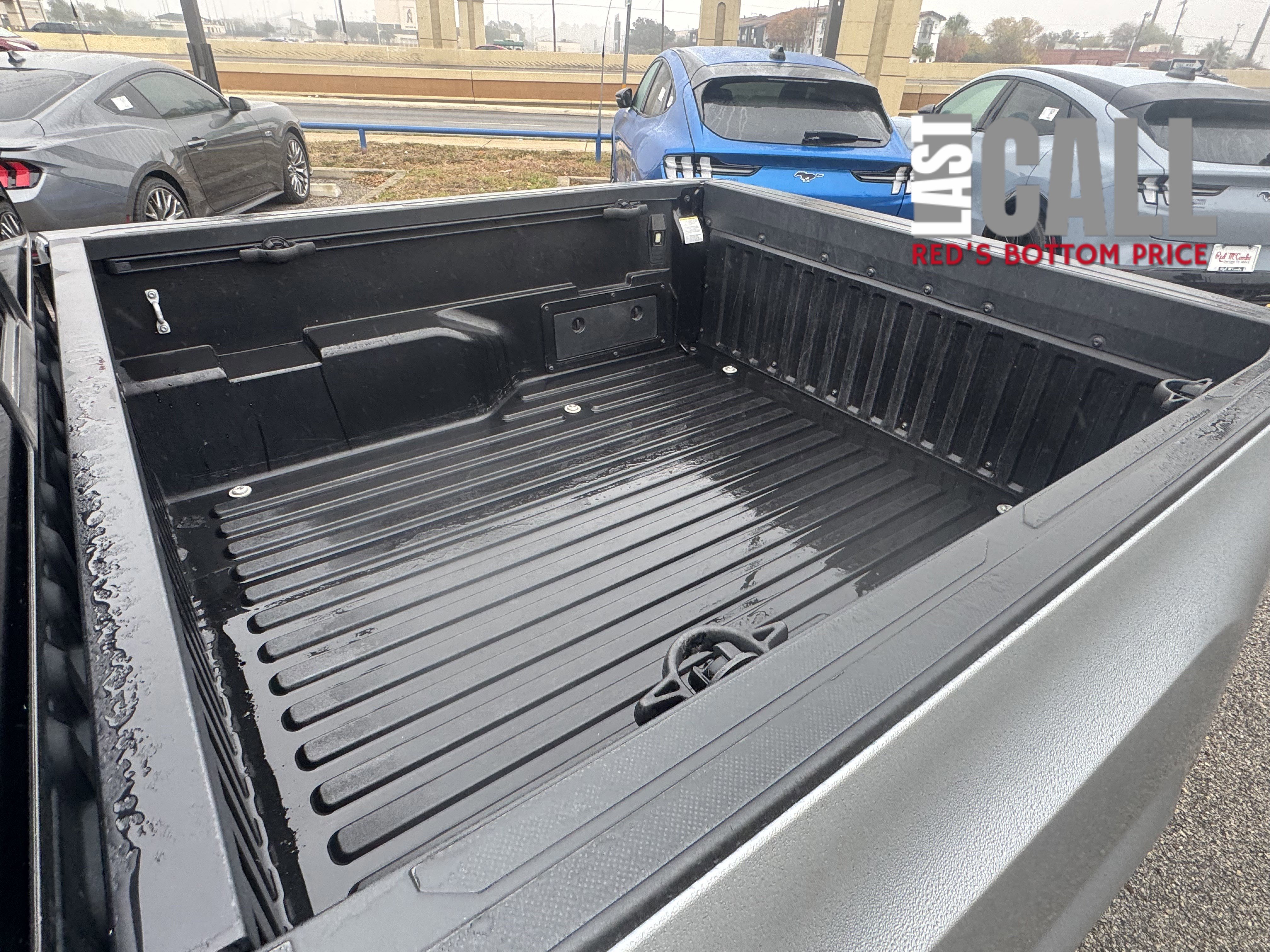 Used 2023 Toyota Tacoma SR image 9