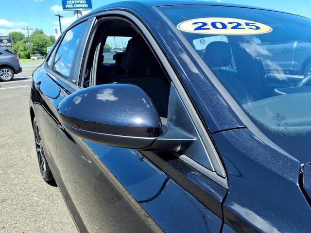 Used 2025 Volkswagen Jetta Sport FWD image 10