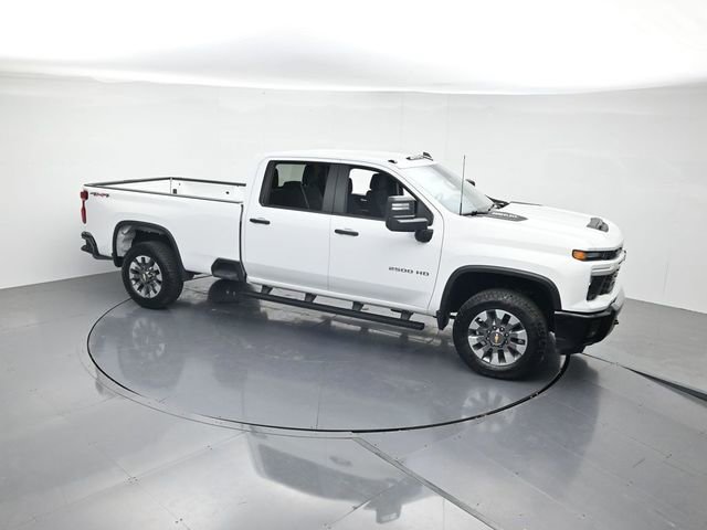 Used 2025 Chevrolet Silverado 2500 Custom AWD/4WD image 38