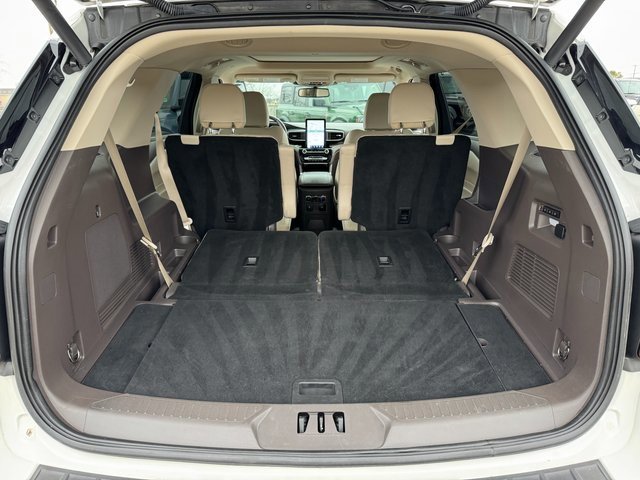 Certified 2022 Ford Explorer Platinum w/ Technology Package image 19