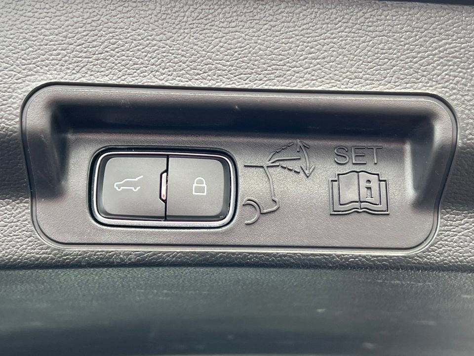 Certified 2023 Ford Explorer XLT w/ Equipment Group 202A image 42