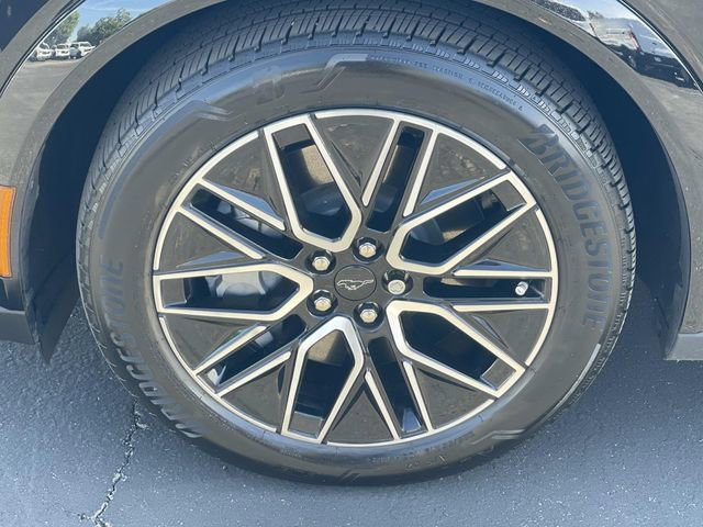 Certified 2025 Ford Mustang Mach-E Premium image 39