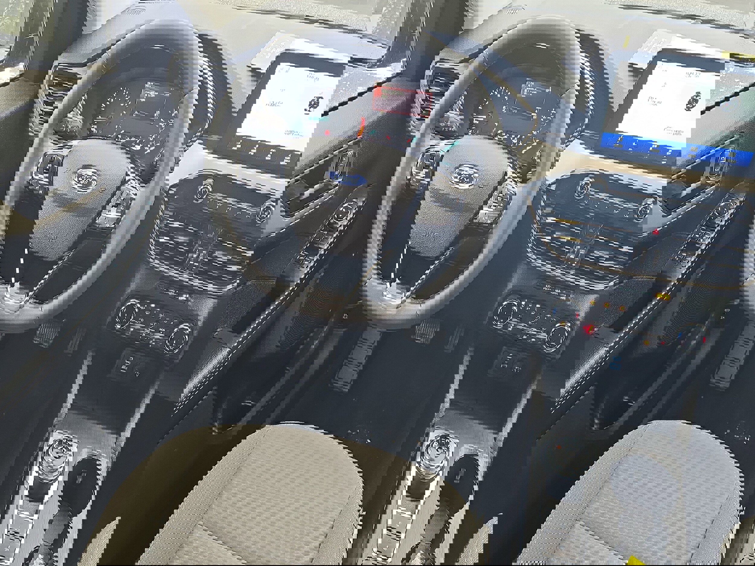 Certified 2022 Ford Escape SE w/ Convenience Package image 17