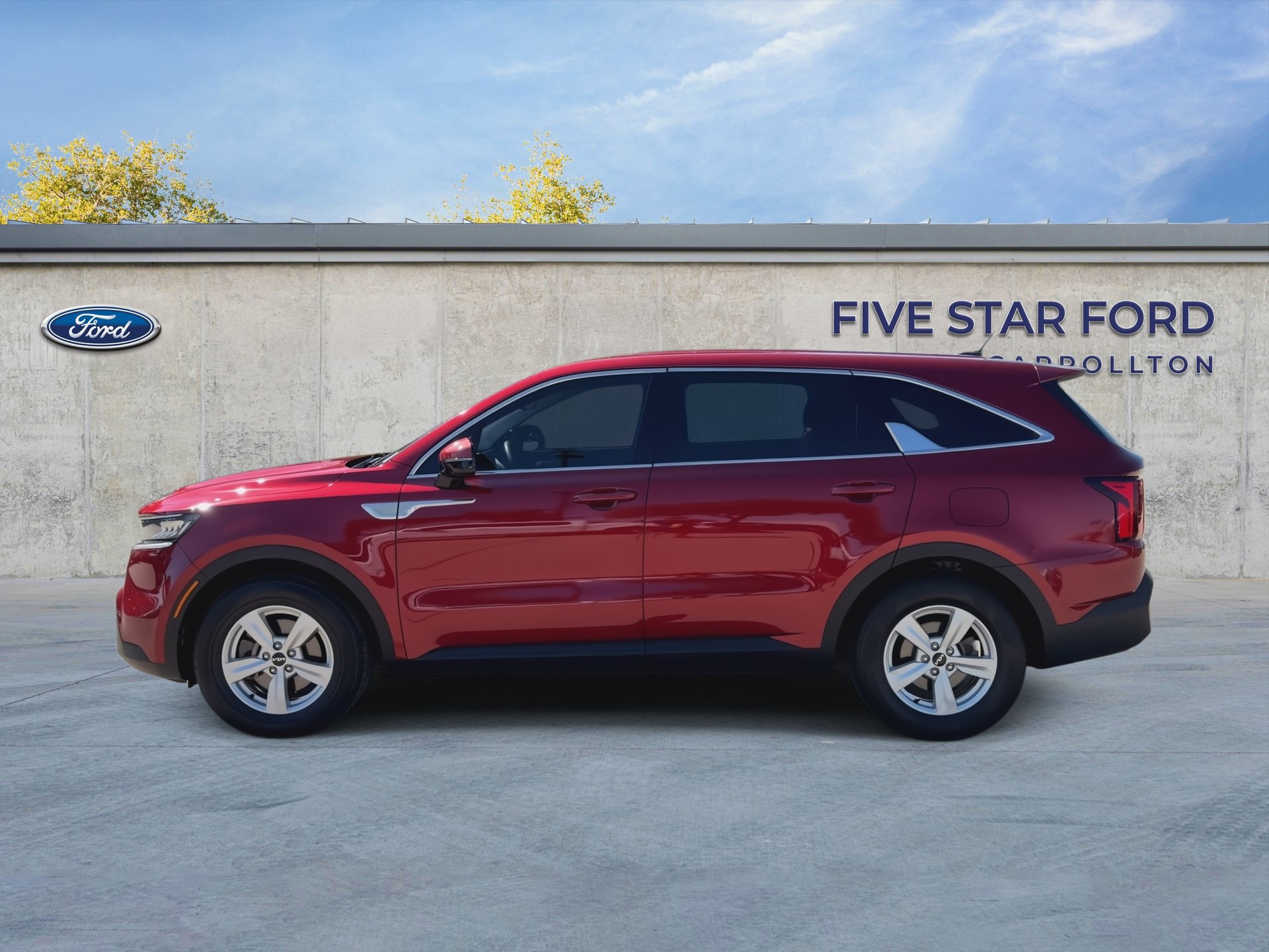 Used 2023 Kia Sorento LX FWD image 5