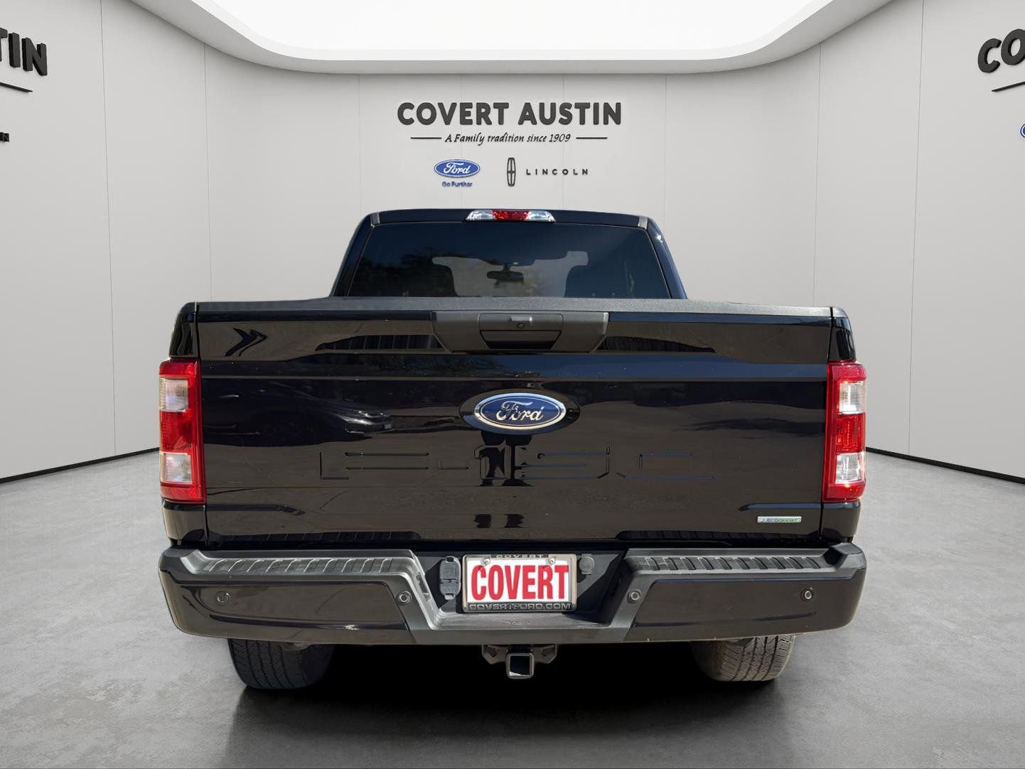 Certified 2022 Ford F150 XL w/ STX Appearance Package image 4