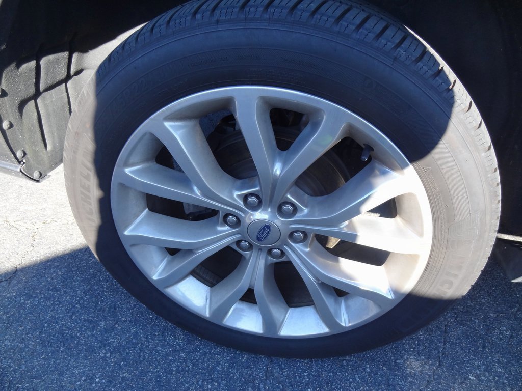 Certified 2018 Ford Expedition Platinum image 7