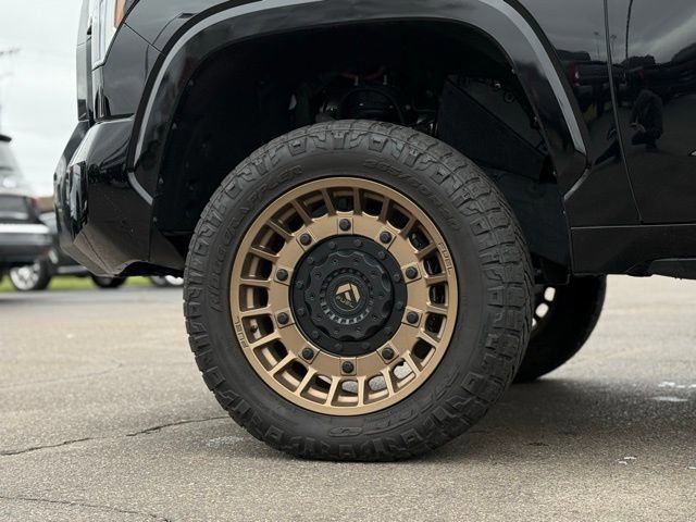 Used 2025 Toyota Tundra Platinum image 58