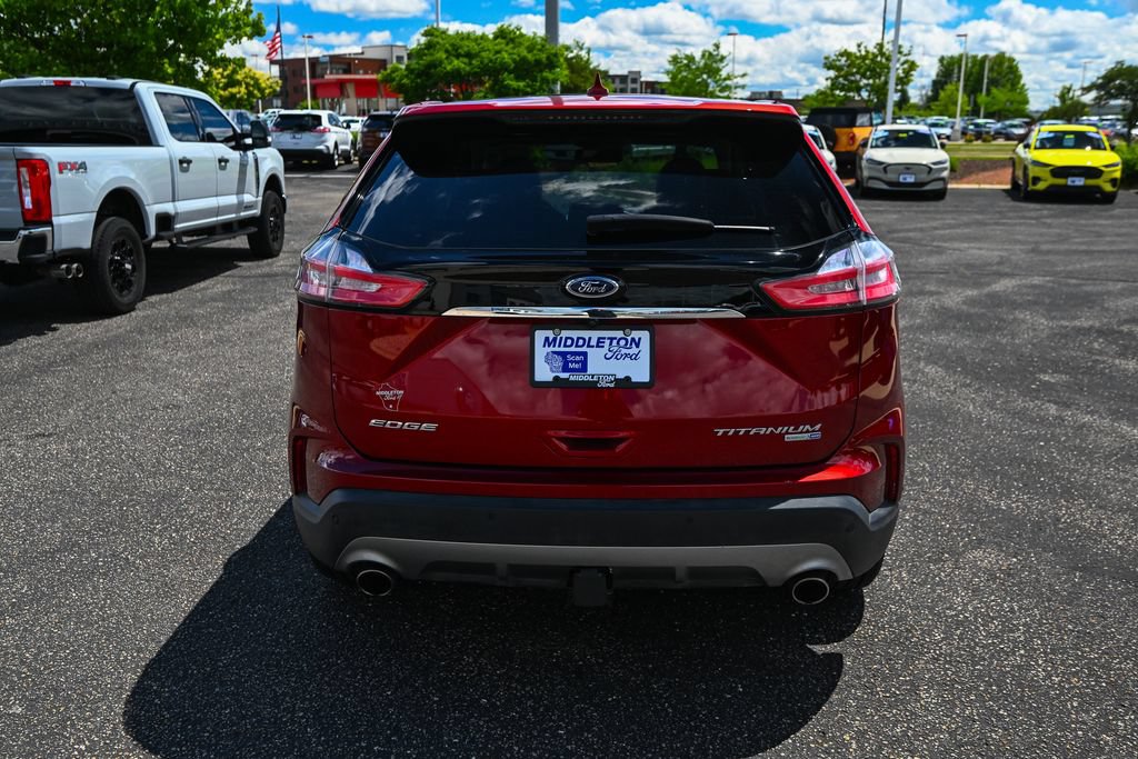 Certified 2019 Ford Edge Titanium w/ Equipment Group 301A AWD/4WD image 6