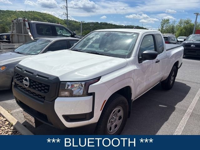 Used 2025 Nissan Frontier S AWD/4WD image 3