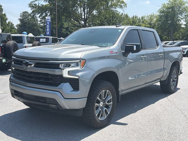 Used 2023 Chevrolet Silverado 1500 RST w/ Convenience Package II AWD/4WD image 3