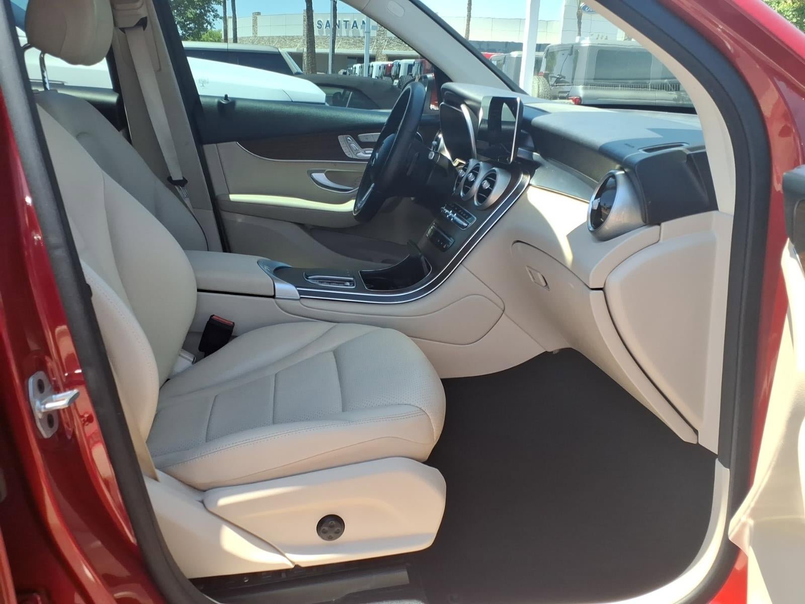 Used 2022 Mercedes-Benz GLC 300 image 11