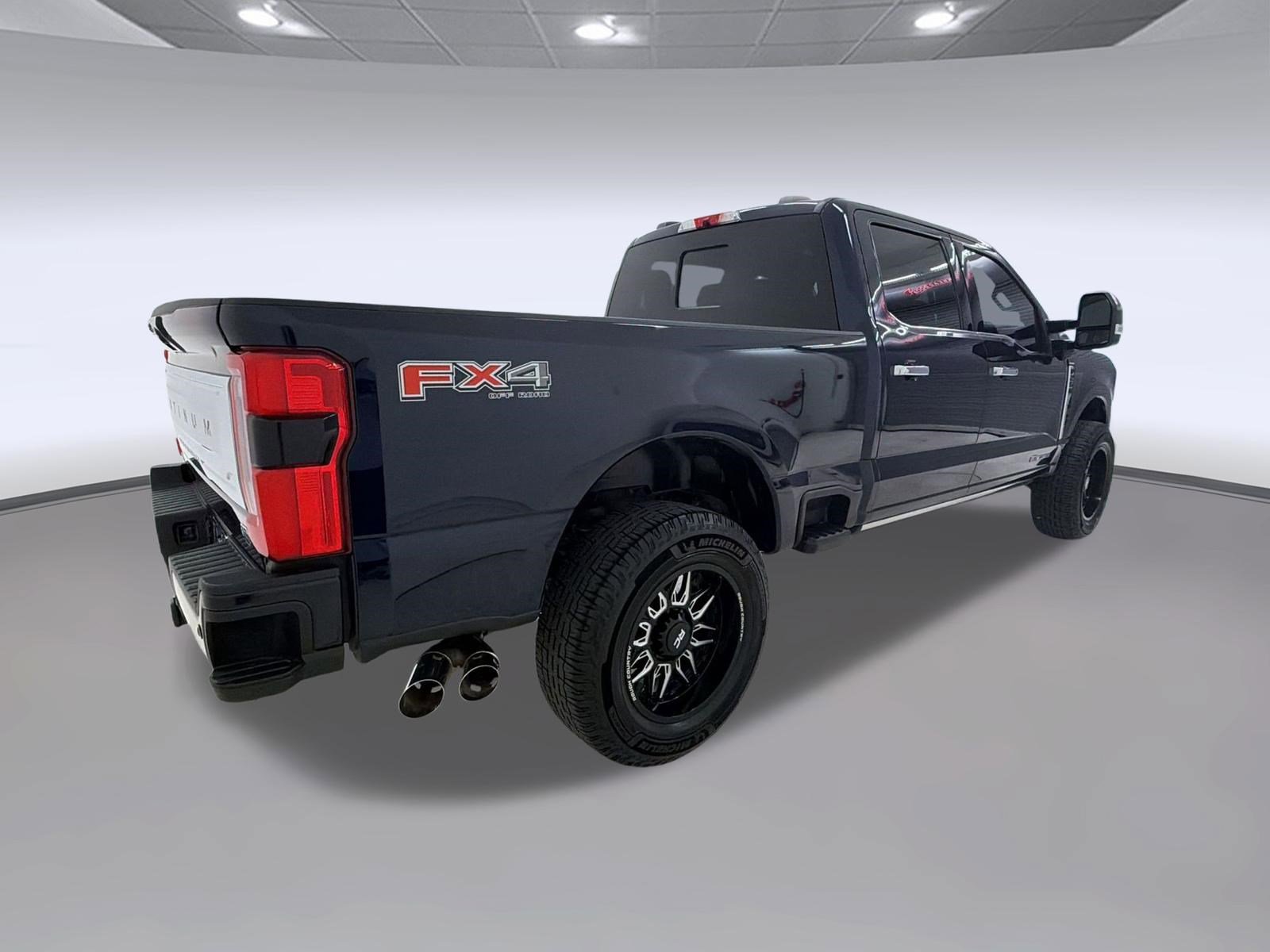 Certified 2024 Ford F250 Platinum AWD/4WD image 9