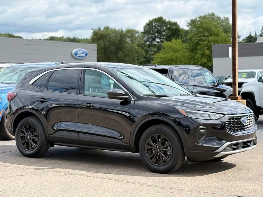 Certified 2024 Ford Escape Active w/ Tech Pack #2 AWD/4WD image 23